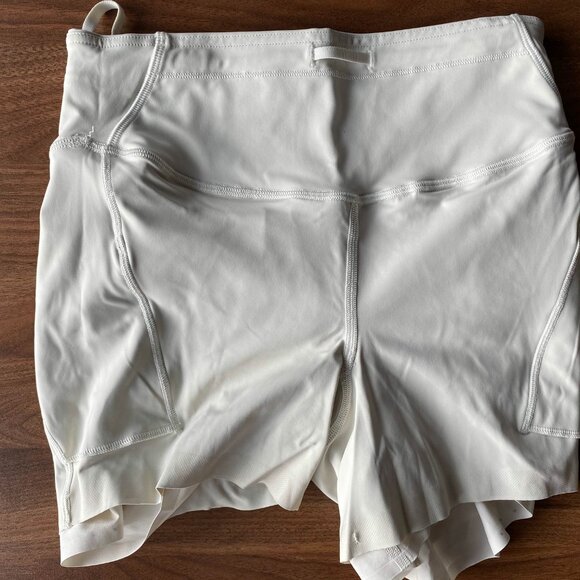 Lululemon Nulux Road to Trail High-Rise Short 4" - Picture 8 of 8